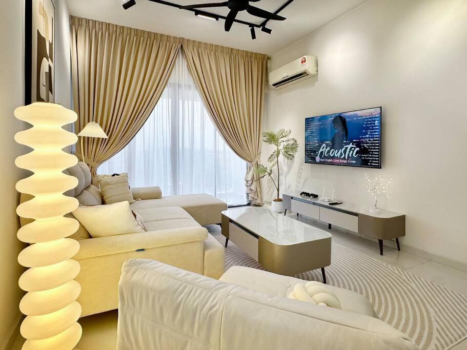 Seaview Sunset 3br Insstyle Dangabay Nearciq Johor Bahru