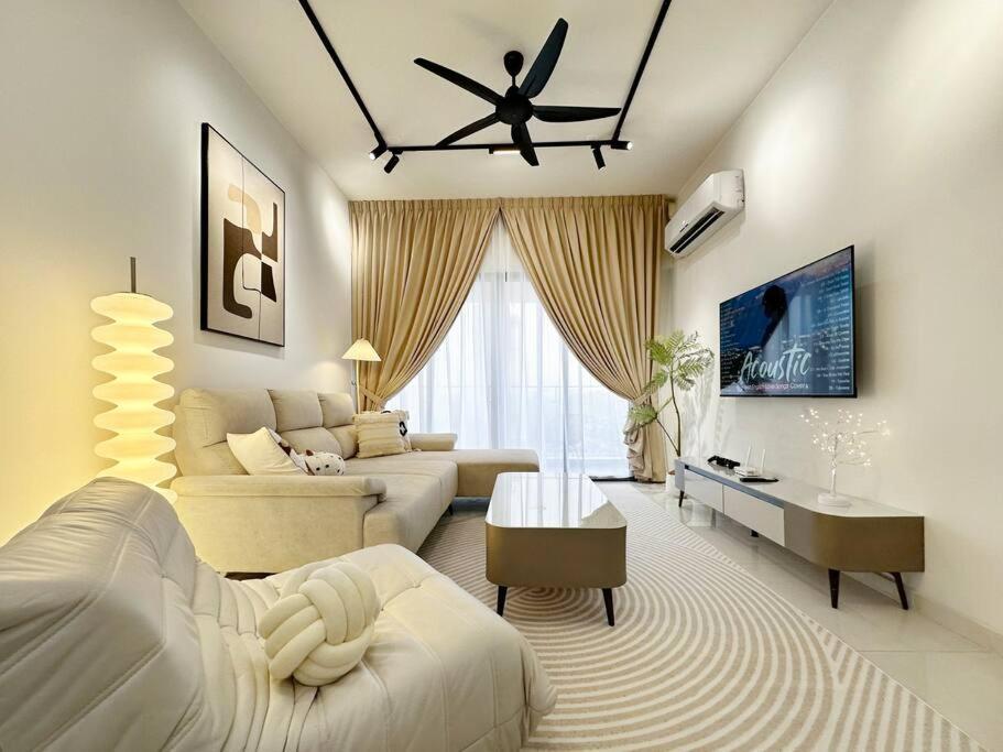 Apartment Seaview Sunset 3br Insstyle Dangabay Nearciq *